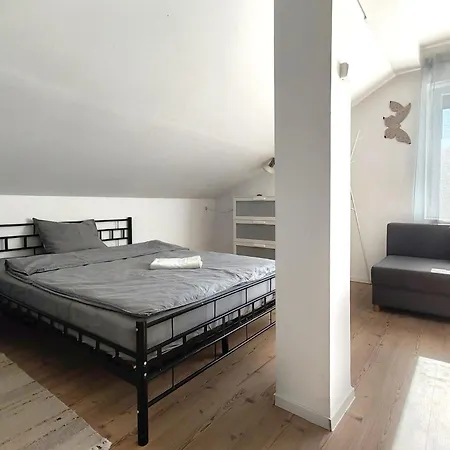 Bandiland Horány Szigetmonostor